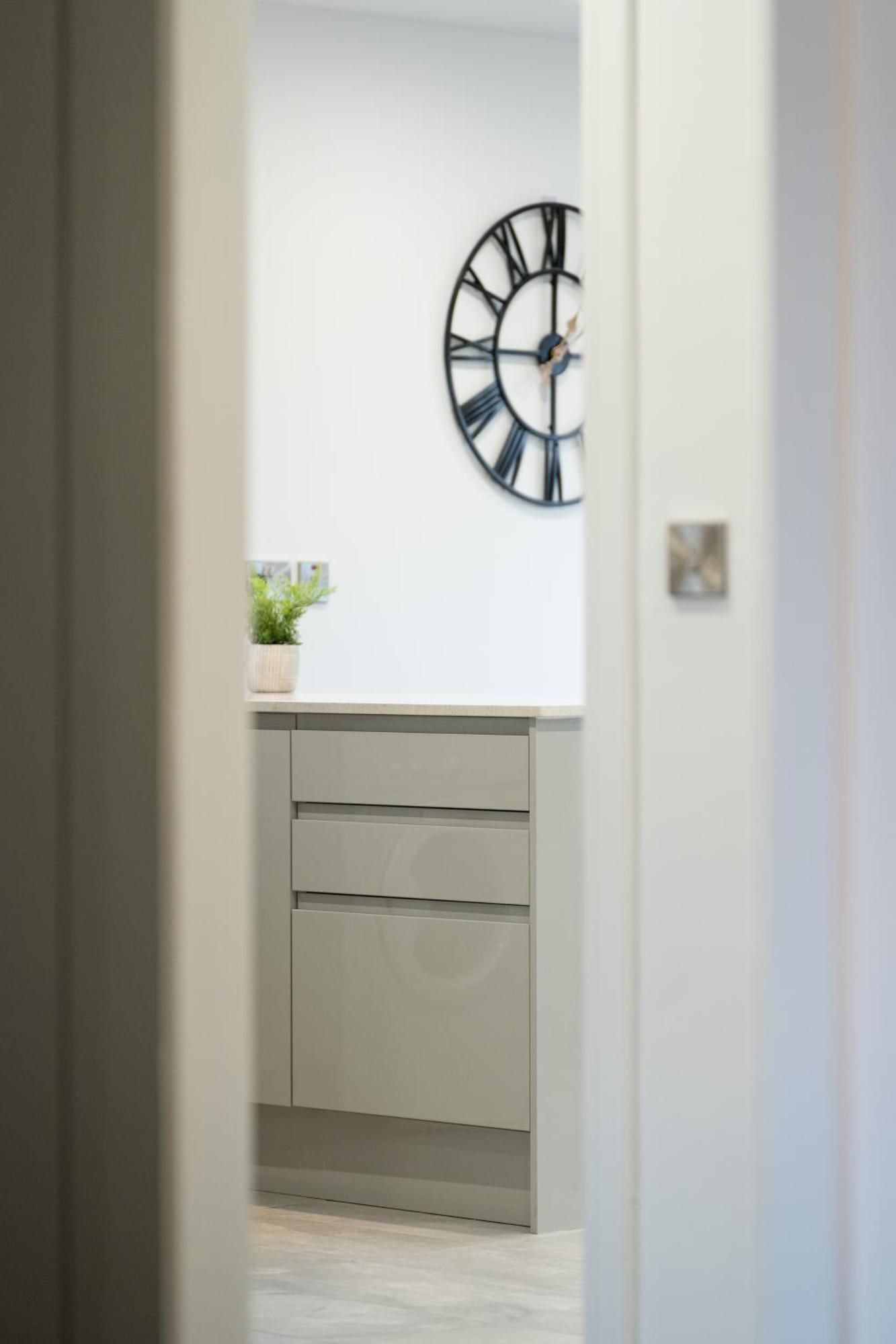 Apartament Modern 2-bed With Balcony, Close To Centre With Free Parking Oxford